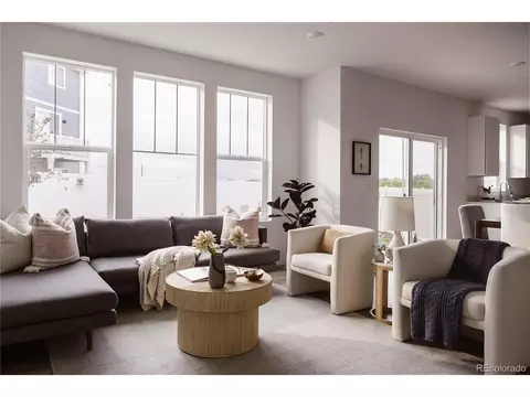 Living - 21824 E 39th Ave, Aurora, CO 80019 photo 1 of 4