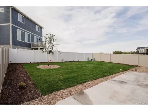 Exterior - 21824 E 39th Ave, Aurora, CO 80019 photo 6 of 7