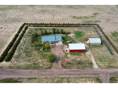 925 S County Road 185, Byers, CO 80103