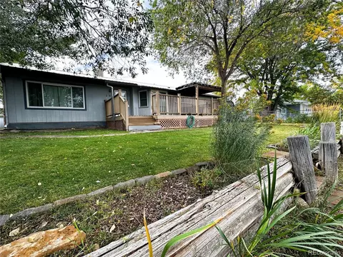 281 Crest St, Rangely, CO 81648 photo 2