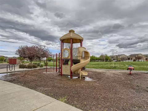 25587 E 4th Ave, Aurora, CO 80018 photo 29