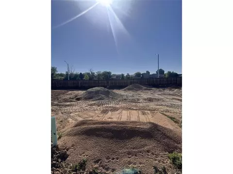 694 N 18 Pl, Brighton, CO 80601