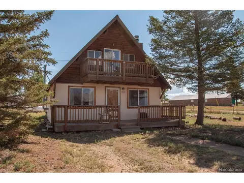 1015 French St, Silver Cliff, CO 81252