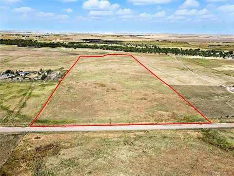 6855 Yulle Rd, Bennett, CO 80102 photo 4