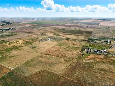 6855 Yulle Rd, Bennett, CO 80102 photo 10