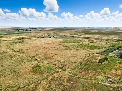 6855 Yulle Rd, Bennett, CO 80102 photo 23