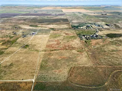 6855 Yulle Rd, Bennett, CO 80102 photo 9