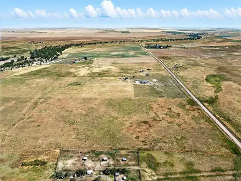 6855 Yulle Rd, Bennett, CO 80102 photo 14
