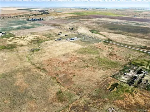 6855 Yulle Rd, Bennett, CO 80102 photo 12