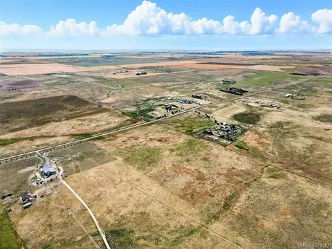 6855 Yulle Rd, Bennett, CO 80102 photo 7