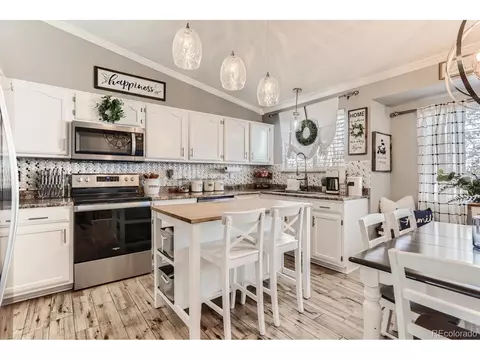 19375 E 40th Pl, Denver, CO 80249 photo 10