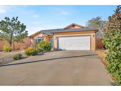 823 Field Ave, Canon City, CO 81212