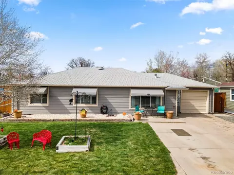 9839 E 7th Ave, Aurora, CO 80010 photo 2
