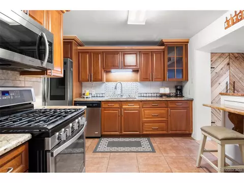 9839 E 7th Ave, Aurora, CO 80010 photo 9