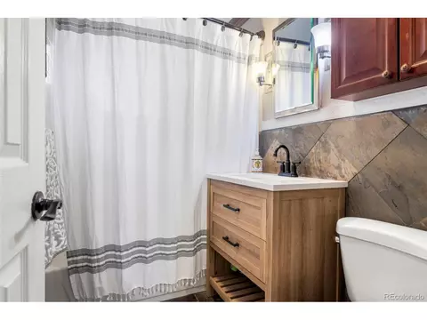 9839 E 7th Ave, Aurora, CO 80010 photo 6