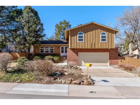 6277 S Niagara Ct, Centennial, CO 80111