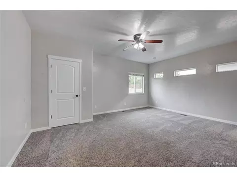 10207 Dover St, Longmont, CO 80504 photo 9