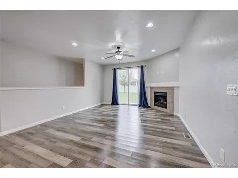 10207 Dover St, Longmont, CO 80504 photo 4