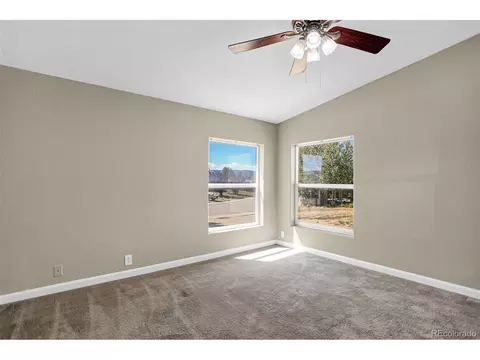 Bedroom - 529 E Aspen Dr, Granby, CO 80446 photo 5 of 8