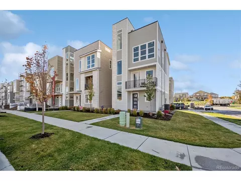 5295 Queen Ct, Arvada, CO 80002