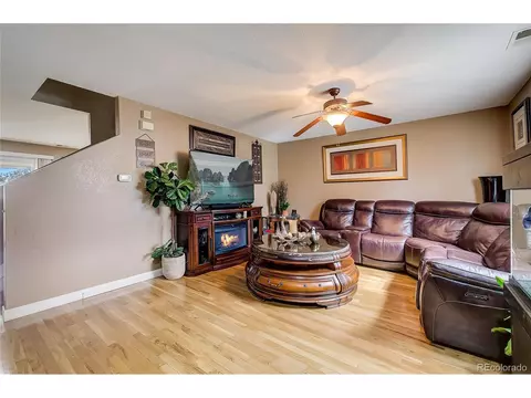 10121 Eudora Ct, Thornton, CO 80229 photo 6