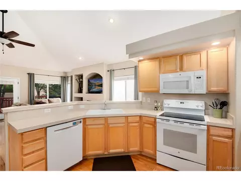 12544 E Dickensen Pl, Aurora, CO 80014 photo 15