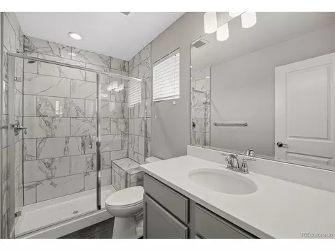 Bath - 8954 E 58th Dr, Denver, CO 80238 photo 3 of 4