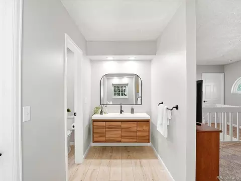 Bath - 12522 Evans Cir #C, Aurora, CO 80014 photo 2 of 3
