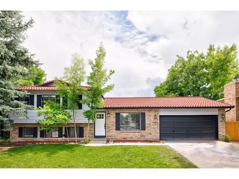 8944 W Stetson Pl, Littleton, CO 80123