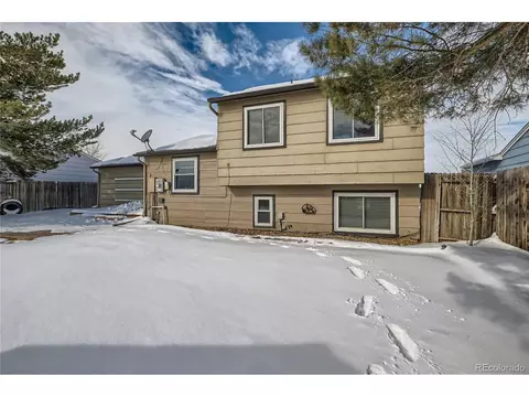 860 Centennial Dr, Bennett, CO 80102 photo 11