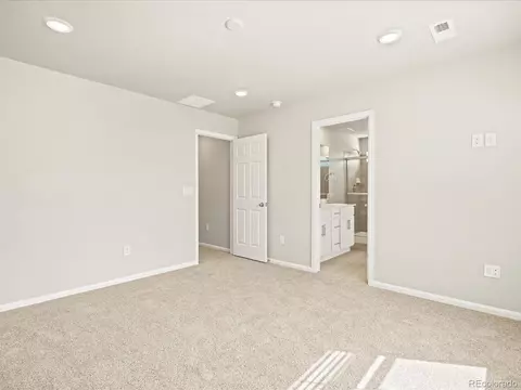 Undisclosed, Aurora, CO 80018 photo 28