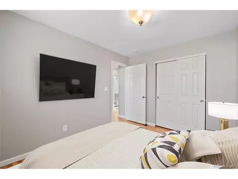 7718 Ellen Ln, Denver, CO 80221 photo 14