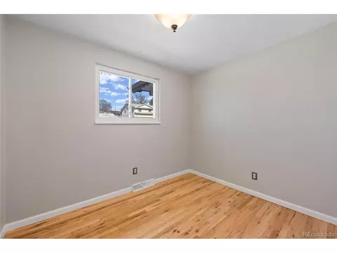 7718 Ellen Ln, Denver, CO 80221 photo 27