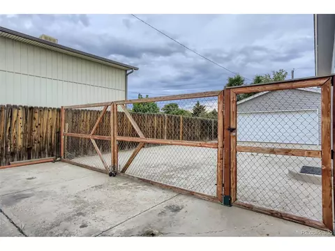 800 El Paso Blvd, Denver, CO 80221 photo 27