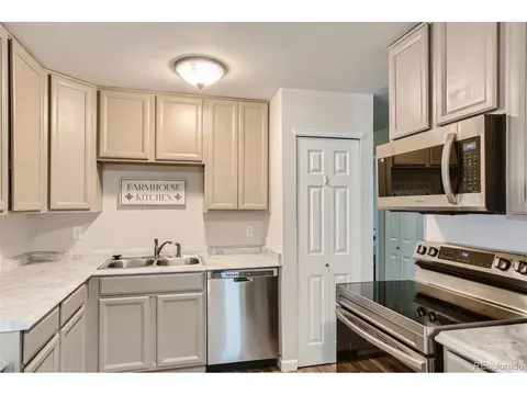 800 El Paso Blvd, Denver, CO 80221 photo 6