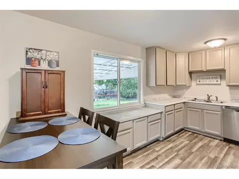800 El Paso Blvd, Denver, CO 80221 photo 4