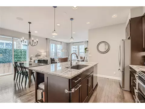 10821 E 28th Pl, Denver, CO 80238 photo 11