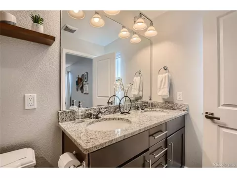 10821 E 28th Pl, Denver, CO 80238 photo 18