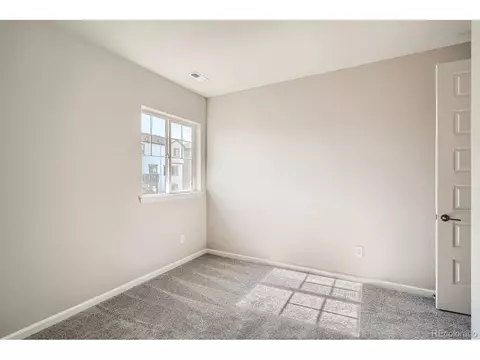Undisclosed, Aurora, CO 80016 photo 15