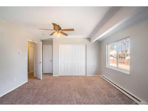 1012 S Uravan St, Aurora, CO 80017 photo 8