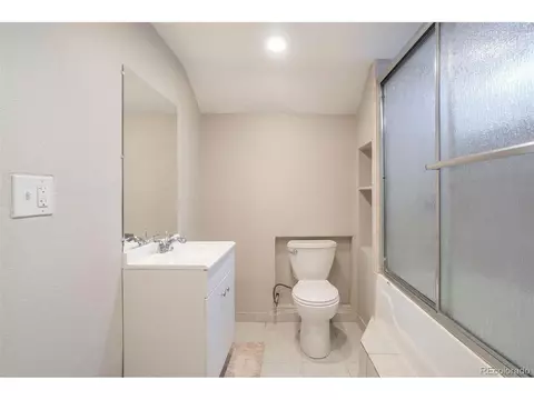 1012 S Uravan St, Aurora, CO 80017 photo 18