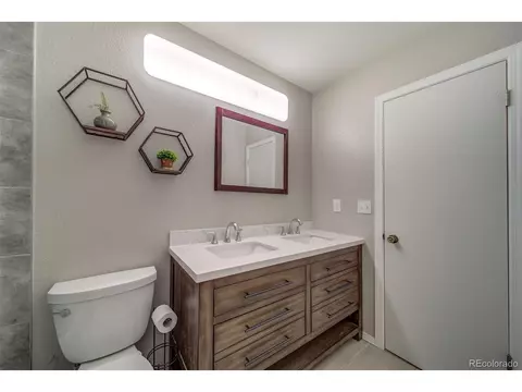 21591 E Aberdeen Dr, Centennial, CO 80015 photo 17