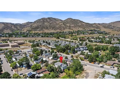 215 Arapahoe St, Golden, CO 80403