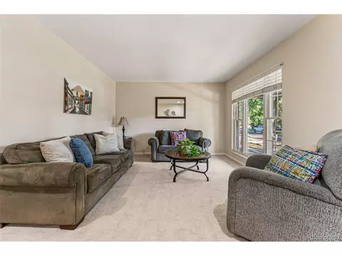 17063 E Pacific Pl, Aurora, CO 80013 photo 5