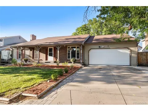 17063 E Pacific Pl, Aurora, CO 80013 photo 2