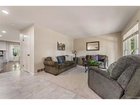 17063 E Pacific Pl, Aurora, CO 80013 photo 4