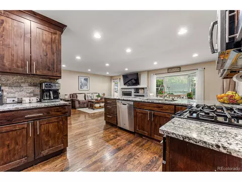 17063 E Pacific Pl, Aurora, CO 80013 photo 8