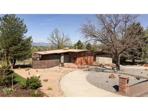 8 Lindenwood Dr, Littleton, CO 80120