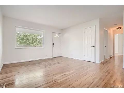 2543 E 90th Pl, Thornton, CO 80229 photo 4