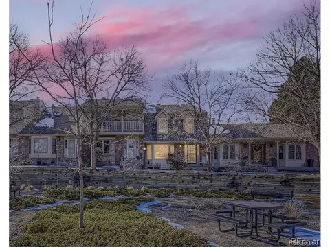 7725 S Cove Cir, Centennial, CO 80122